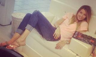 Marietta Hrousala feet photo 16