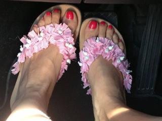 Marietta Hrousala feet photo 5