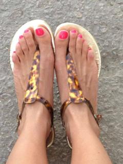 Marietta Hrousala feet photo 4