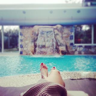 Marietta Hrousala feet photo 3