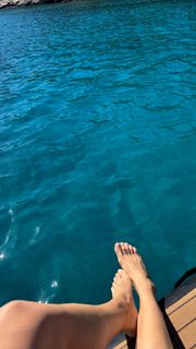 Marietta Hrousala feet photo 3