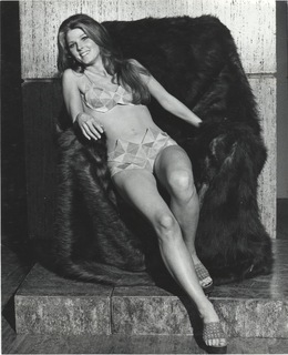 Mariette Hartley feet photo 2