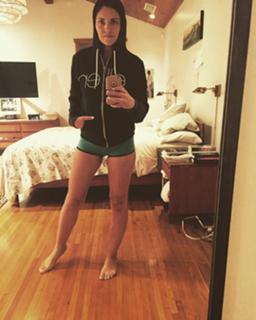 Marika Dominczyk feet photo 8