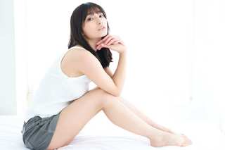 Marika Kôno feet photo 12