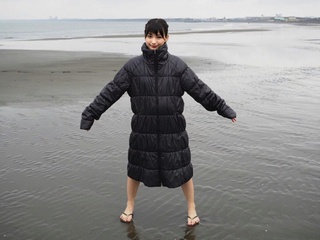 Marika Kôno feet photo 10