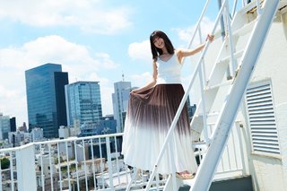 Marika Kôno feet photo 14
