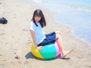 Marika Kôno feet photo 13