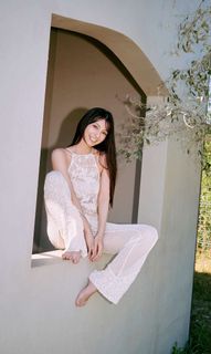 Marika Kôno feet photo 11