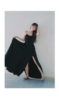 Marika Kôno feet photo 10