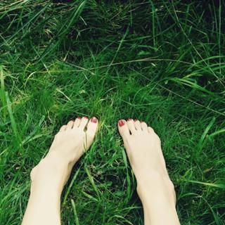 Marika Soposká feet photo 9