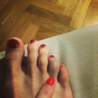 Marika Soposká feet photo 7