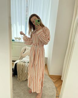 Marika Soposká feet photo 9