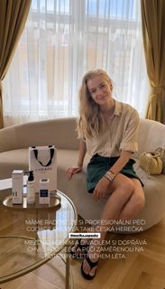 Marika Soposká feet photo 2