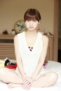 Mariko Shinoda feet photo 16