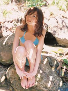 Mariko Shinoda feet photo 1