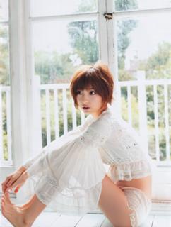 Mariko Shinoda feet photo 4