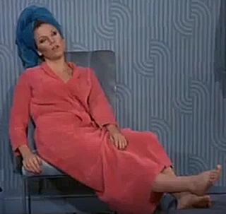 Marilu Henner feet photo thumbnail