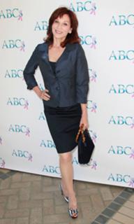 Marilu Henner feet photo thumbnail