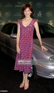 Marilu Henner feet photo thumbnail