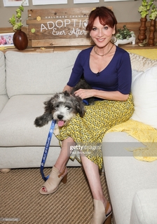 Marilu Henner feet photo thumbnail
