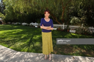 Marilu Henner feet photo thumbnail