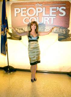 Marilyn Milian feet photo thumbnail