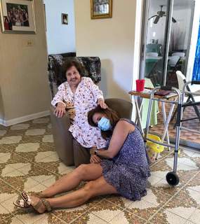 Marilyn Milian feet photo thumbnail