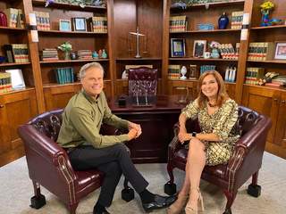 Marilyn Milian feet photo thumbnail