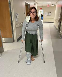 Marilyn Milian feet photo thumbnail
