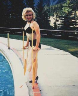 Marilyn Monroe feet photo thumbnail