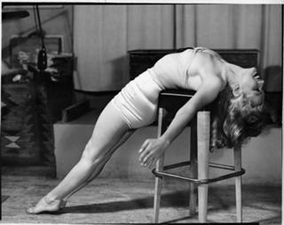Marilyn Monroe feet photo thumbnail