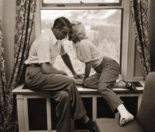 Marilyn Monroe feet photo thumbnail