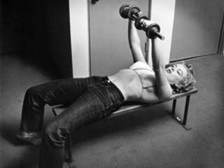Marilyn Monroe feet photo thumbnail