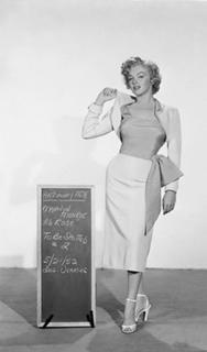 Marilyn Monroe feet photo thumbnail