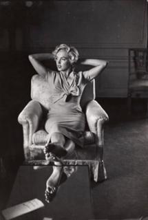 Marilyn Monroe feet photo thumbnail