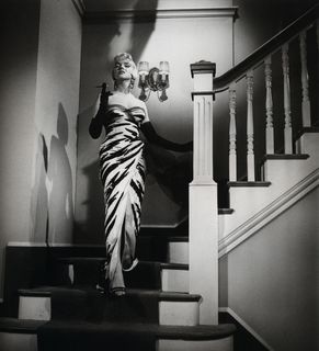 Marilyn Monroe feet photo thumbnail
