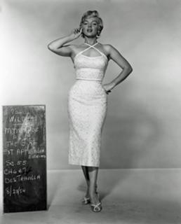 Marilyn Monroe feet photo thumbnail