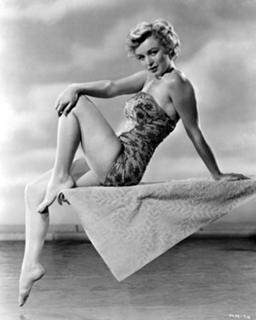 Marilyn Monroe feet photo thumbnail