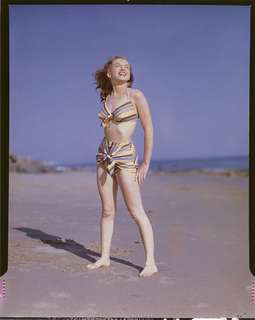 Marilyn Monroe feet photo thumbnail