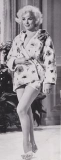 Marilyn Monroe feet photo thumbnail