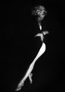 Marilyn Monroe feet photo 8