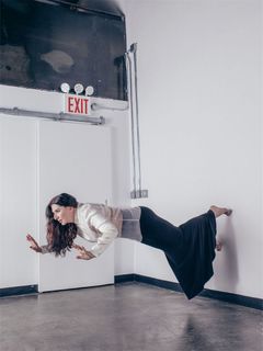 Marina Abramovic feet photo 7