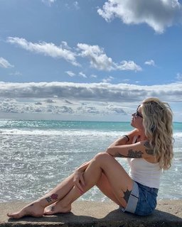 Marina Graziani feet photo 4