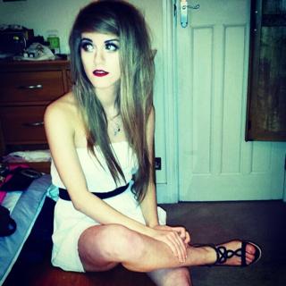 Marina Joyce feet photo 3