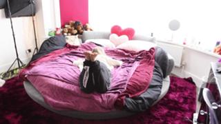 Marina Joyce feet photo 9