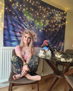 Marina Joyce feet photo 6