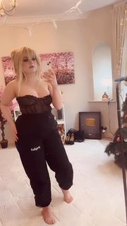 Marina Joyce feet photo 2