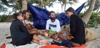 Marina La Rosa feet photo thumbnail