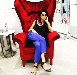 Marina La Rosa feet photo thumbnail