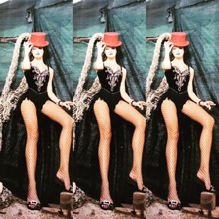 Marina La Rosa feet photo thumbnail